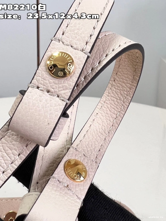 WIS on Wallet Ivy LOUIS Chain VUITTON 1119